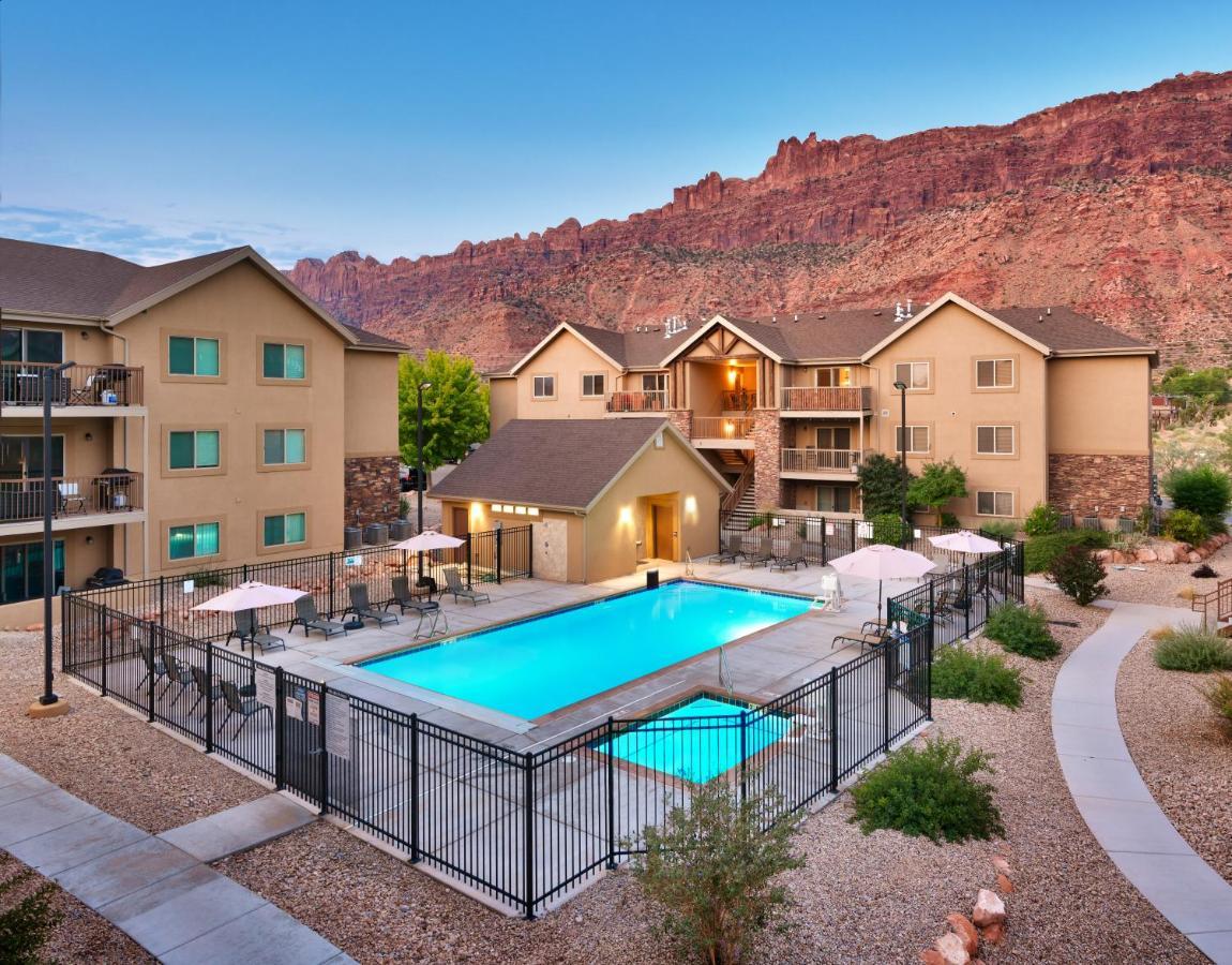 2G New Moab Redcliff Condo, Pool & Hot Tub Kültér fotó